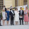 Victor Magnuson, Cajsa Larsson, Lina Frejd, Jan-Ake Hansson, la princesse Victoria de Suède et son fils le prince Oscar lors du baptême du prince Alexander de Suède au palais Drottningholm à Stockholm le 9 septembre 2016