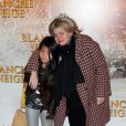 Isabelle Nanty et sa fille Tallulah lors de l'avant-première du film Blanche Neige à Paris au Gaumont Capucines le 31 mars 2012