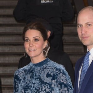 La duchesse Catherine de Cambridge, enceinte et en robe Erdem, et le prince William prenaient part le 31 janvier 2018 à un gala culturel en compagnie de la princesse Victoria et du prince Daniel de Suède à la galerie Fotografiska à Stockholm.