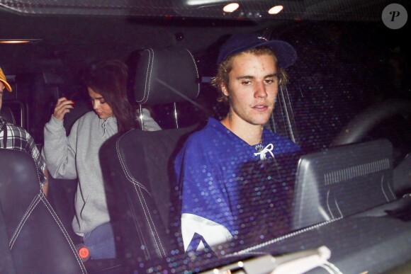 Selena Gomez est allée soutenir son compagnon Justin Bieber à un match de hockey sur glace à Panorama City, le 31 janvier 2018