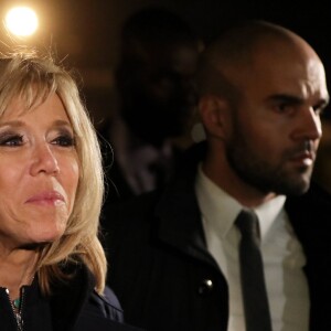 La Première Dame Brigitte Macron (Trogneux) - Le président de la République française et sa femme la Première Dame sont accueillis par le président sénégalais et sa femme la Première Dame à l'aéroport international Léopold-Sédar-Senghor à Dakar, Sénégal, le 1er février 2018. © Dominique Jacovides/Bestimage