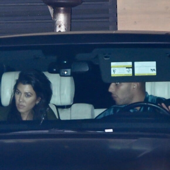 Kourtney Kardashian et son compagnon Younes Bendjima sont allés diner en amoureux au restaurant Nobu à Malibu, le 5 février 2018  Kourtney Kardashian and boyfriend Younes Bendjima exit dinner at Nobu. The pair met up Kendall Jenner for dinner at the beachside hotspot a day after sister Kylie announced the birth of her daughter. 5th february 201805/02/2018 - Los Angeles