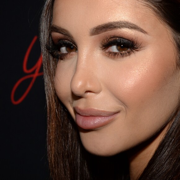 Nabilla Benattia lors de la soirée de lancement du nouveau parfum Cacharel "Yes I Am" à Paris, le 7 février 2018. © Rachid Bellack/Bestimage