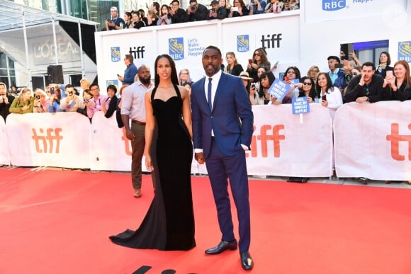 Idris Elba et sa femme Sabrina Dhowre à la première de "The Mountain Between Us" au Toronto International Film Festival 2017 (TIFF), le 10 septembre 2017. © Igor Vidyashev via Zuma Press/Bestimage