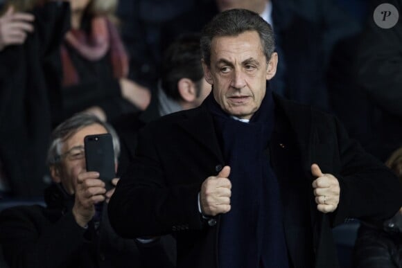 Nicolas Sarkozy dans les tribunes lors du 16ème de finale de la Coupe de France 2018 "PSG - Guingamp (4-2)" au Parc des Princes à Paris, le 24 janvier 2018.
