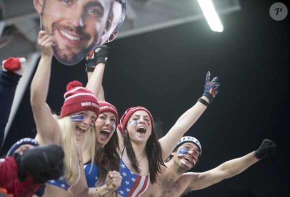 Les fans du lugeur américain Chris Mazdzer lors des Jeux olympiques de PyeongChang, le 11 février 2018.