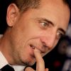 Gad Elmaleh lors de la soirée "Heroes for Imagine", une grande vente aux enchères d'oeuvres d'art animée par Gad et dirigée par le président de Christie's F. de Ricqlès à l'institut Imagine, dans le XVe arrondissement de Paris, le 12 février 2018. © Dominique Jacovides/Bestimage