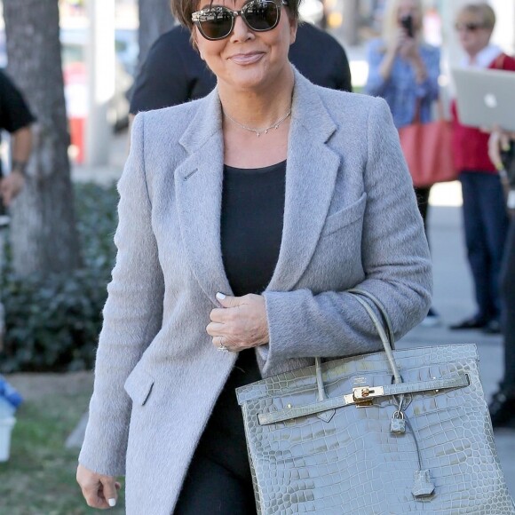 Kris Jenner fait du shopping à West Hollywood le 16 février 2018. 