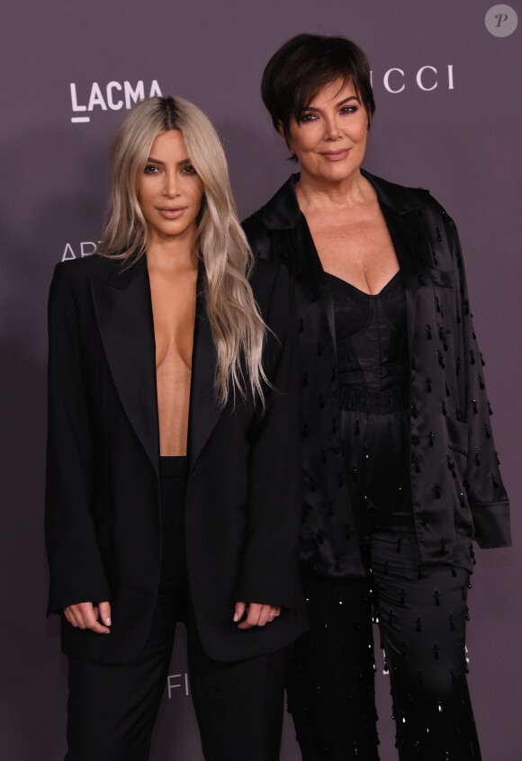 Kim Kardashian et sa mère Kris Jenner à la soirée LACMA Art au musée LACMA à Los Angeles, le 4 novembre 2017 © Chris Delmas/Bestimage