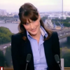 Carla Bruni-Sarkozy au JT de 13h de TF1 le 16 mai 2011. Venue parler d'illettrisme, l'épouse du président d'alors Nicolas Sarkozy avait été félicitée par Jean-Pierre Pernaut. L'ex-première dame était enceinte de sa fille Giulia mais n'avait encore rien officialisé.
