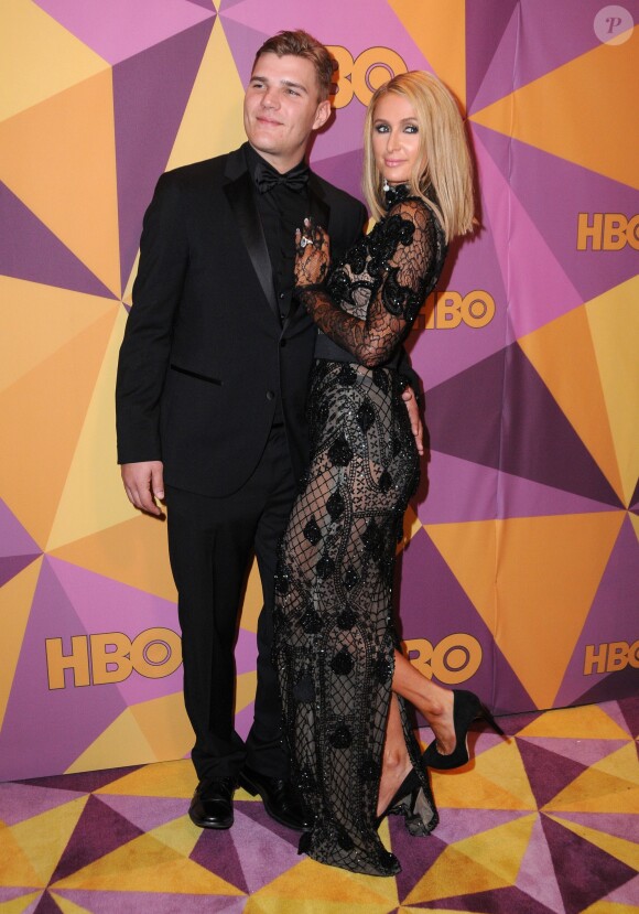 Chris Zylka et sa fiancée Paris Hilton à la soirée "HBO Golden Globe After Party" au Beverly Hilton à Los Angeles, le 7 janvier 2018. © Birdie Thompson-AdMedia via Zuma/Bestimage