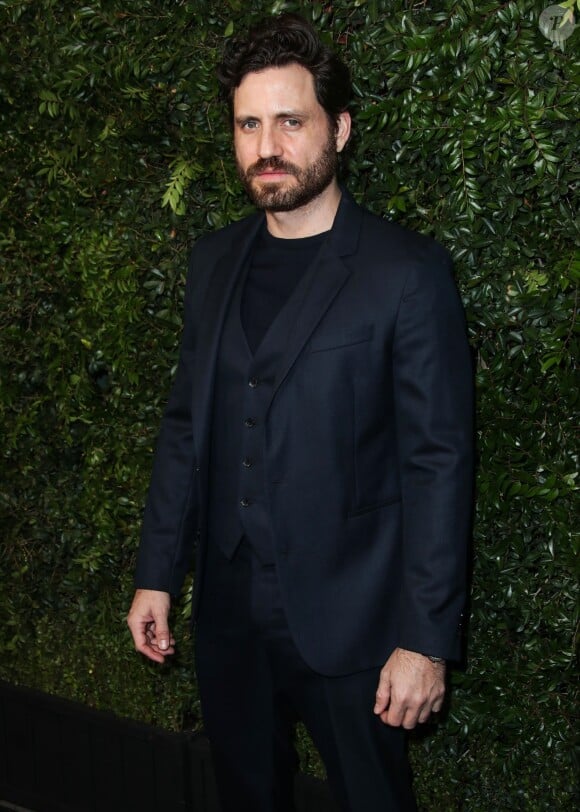 Edgar Ramirez lors du dîner "Chanel and Charles Finch Pre-Oscar Awards" au restaurant Madeo à Los Angeles, le 3 mars 2018.