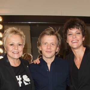 Alex Lutz avec Muriel Robin et sa femme Anne Le Nen lors de la représentation du spectacle "Alex Lutz" à l'Olympia à Paris, le 8 février 2018. © Guirec Coadic/Bestimage