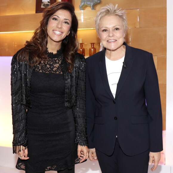Exclusif - Ana Moura et Muriel Robin invitées de l'émission "C à vous" sur France 5 à Paris le 1er mars 2018. © Cédric Perrin/Bestimage