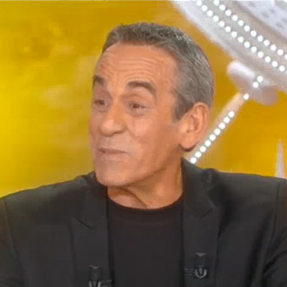 Julien Clerc invité dans "Salut les terriens", samedi 10 mars 2018, C8
