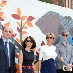 La première dame Brigitte Macron (Trogneux) - La Première Dame française visite le quartier de Lodi Colony à New Delhi en Inde où l'on peut voir du street art - le 11 mars 2018.