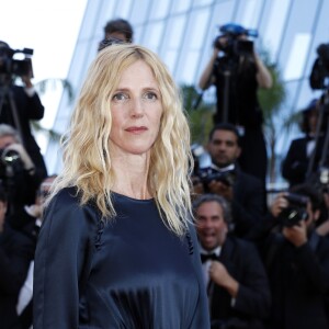 Sandrine Kiberlain - Montée des marches de la cérémonie de clôture du 70e Festival International du Film de Cannes. Le 28 mai 2017. © Borde-Jacovides-Moreau / Bestimage