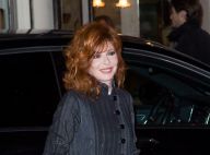 Mylène Farmer, radieuse à Paris sur fond d'horreur et de polémique...