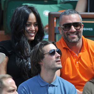 Amel Bent et son ami Patrick Antonelli, Sofia Essaïdi - People aux Internationaux de France de tennis de Roland Garros à Paris, le 5 juin 2014.