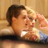 Exclusif - Kristen Stewart et sa petite amie Stella Maxwell dînent dans un restaurant à Los Angeles le 21 mars 2018.
