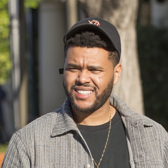 Exclusif - The Weeknd se balade avec des amis à Calabasas, le 7 février 2018.