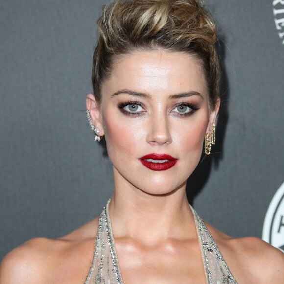 Amber Heard - Les célébrités posent lors du photocall de la soirée "The Art of Elysium" à Santa Monica le 6 janvier 2018.