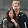 Meghan Markle et le prince Harry à l'Université de Bath le 6 avril 2018 pour une rencontre avec les athlètes de la délégation britannique pour les 4e Invictus Games lors de leur entraînement.