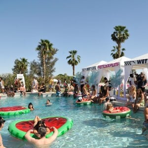 Pool party FENTY x PUMA en marge du festival Coachella. Avril 2018.