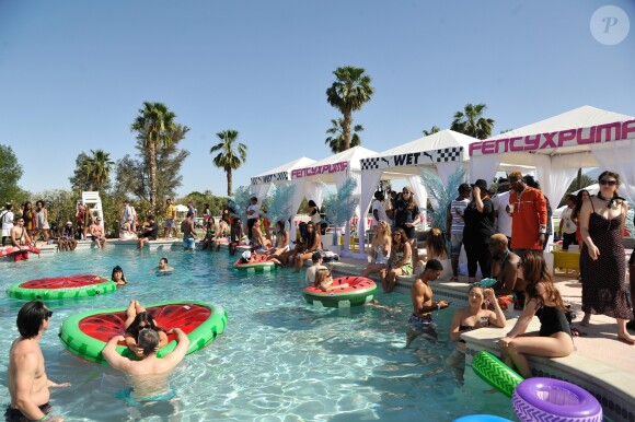 Pool party FENTY x PUMA en marge du festival Coachella. Avril 2018.
