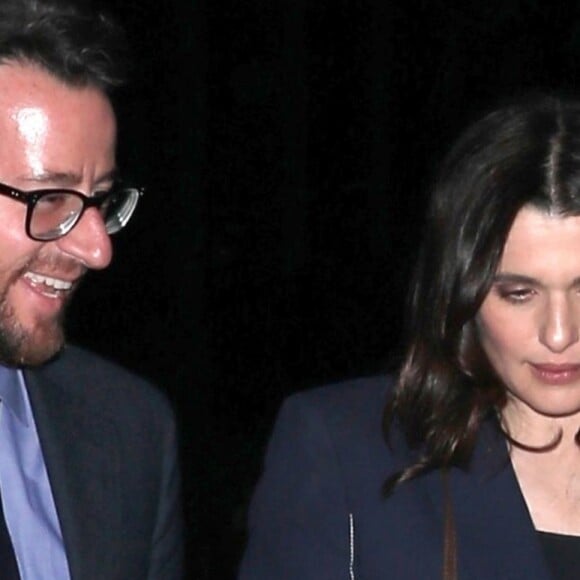 Exclusif - Rachel Weisz est allée diner avec des amis au restaurant Mr. Chow à Los Angeles, le 18 avril 2018