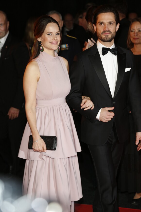Le prince Carl Philip de Suède et la princesse Sofia arrivent à la soirée "Idrottsgalan 2018" à Stockholm le 15 janvier 2018.