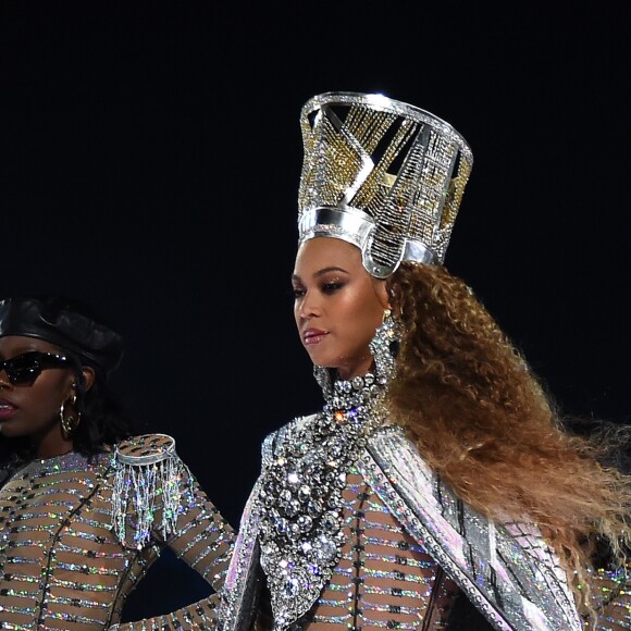 Beyoncé lors de sa 2e performance au festival de musique de Coachella à Indio, en Californie, le 21 avril 2018