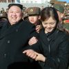 Le président nord-coréen Kim Jong-un et son épouse Ri Sol-ju lors de leur arrivée à la Mangyongdae Revolutionary School, le 2 mars 2017.