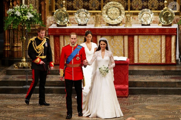 Le prince Harry était le témoin de son frère le prince William lors de son mariage avec Kate Middleton le 29 avril 2011 à Londres. Le 19 mai 2018, il a demandé à William de lui rendre la pareille lors de son mariage avec Meghan Markle.
