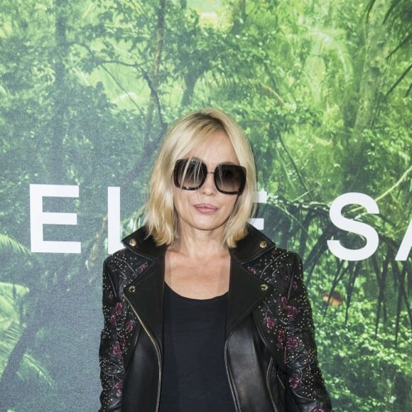 Emmanuelle Béart - People au défilé de mode Elie Saab collection prêt-à-porter Printemps/Eté 2018 lors de la fashion week à Paris, le 30 septembre 2017. © Olivier Borde/Bestimage