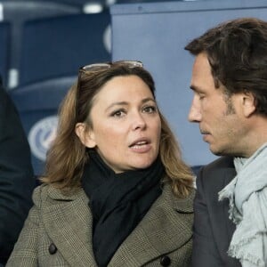 Sandrine Quétier et son compagnon Sébastien Goales dans les tribunes du Parc des Princes lors du match du Paris Saint-Germain (PSG) contre l'En Avant Guingamp (EAG) à Paris, le 29 avril 2018 (score final : 2-2). © Cyril Moreau/Bestimage