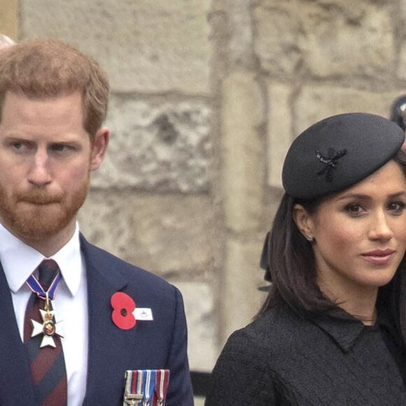 Le prince Harry et Meghan Markle lors des commémorations de l'ANZAC Day en l'abbaye de Westminster à Londres le 25 avril 2018, à un moins d'un mois avant leur mariage. Sous l'impulsion de sa fiancée, Harry aurait complètement changé de régime alimentaire et perdu du poids.