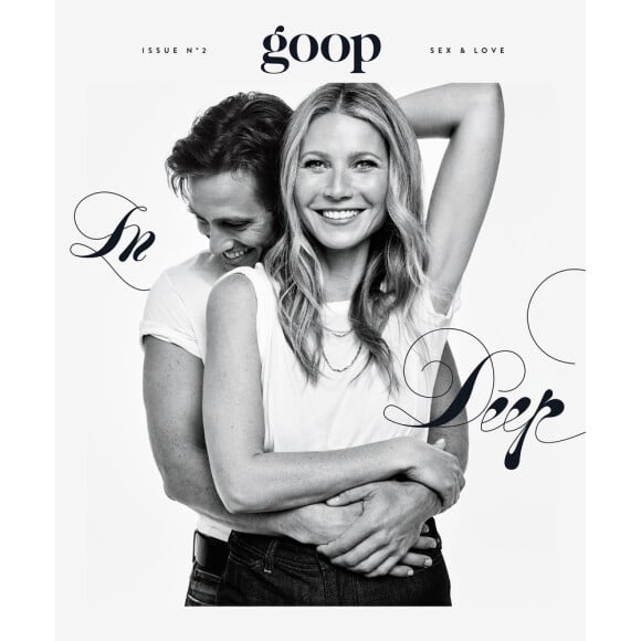 Brad Falchuk et Gwyneth Paltrow ont confirmé leurs fiançailles le 8 janvier 2018 en couverture de l'édition numéro 2 de "Goop".