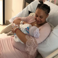 Tia Mowry a accouché : Le papa, en larmes, accueille leur petite fille