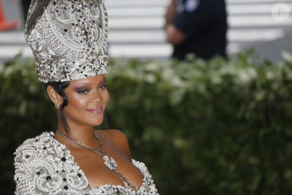 Rihanna au Met Gala à New York, le 7 mai 2018. © Charles Guerin / Bestimage