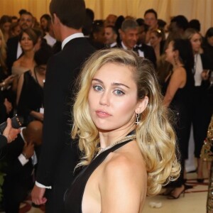 Miley Cyrus - Les célébrités arrivent à l'ouverture de l'exposition Heavenly Bodies: Fashion and the Catholic Imagination à New York, le 7 mai 2018