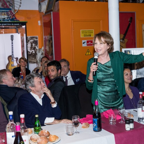 Semi-Exclusif - Jean-Louis Borloo, Nathalie Baye, Isabelle Giordano - Soirée en l'honneur de Nathalie Baye, organisée par Louis Michel Colla, à La Chope des Puces, restaurant mythique de Marcel Campion à Saint-Ouen. Le 30 avril 2018 © Cyril Moreau / Bestimage