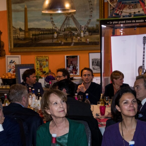 Semi-Exclusif - Jean-Louis Borloo, Nathalie Baye, Isabelle Giordano, guest - Soirée en l'honneur de Nathalie Baye, organisée par Louis Michel Colla, à La Chope des Puces, restaurant mythique de Marcel Campion à Saint-Ouen. Le 30 avril 2018 © Cyril Moreau / Bestimage