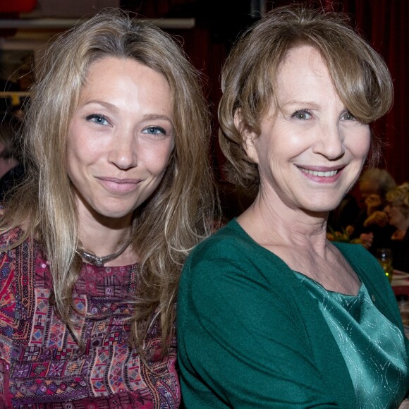Semi-Exclusif - Laura Smet et sa mère Nathalie Baye - Soirée en l'honneur de Nathalie Baye, organisée par Louis Michel Colla, à La Chope des Puces, restaurant mythique de Marcel Campion à Saint-Ouen. Le 30 avril 2018 © Cyril Moreau / Bestimage