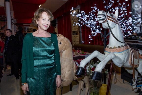 Semi-Exclusif - Nathalie Baye - Soirée en l'honneur de Nathalie Baye, organisée par Louis Michel Colla, à La Chope des Puces, restaurant mythique de Marcel Campion à Saint-Ouen. Le 30 avril 2018 © Cyril Moreau / Bestimage