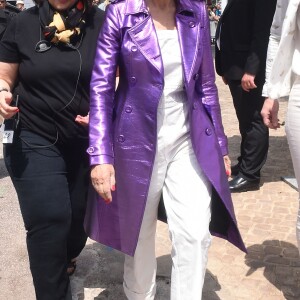 Helen Mirren très lookée sur la Croisette lors du 71e Festival de Cannes, le 12 mai 2018.