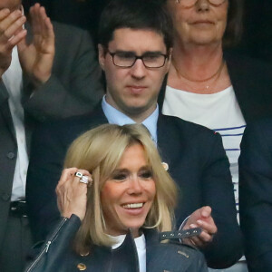 La Première dame Brigitte Macron (Trogneux) - Célébrités lors de la finale de la Coupe de France opposant le club de Vendée les Herbiers Football (VHF) au Club du Paris Saint-Germain au Stade de France à Saint-Denis, Seine Saint-Denis, France, le 9 mai 2018.