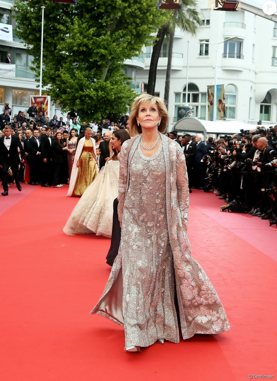 Jane Fonda - Montée des marches du film « Blackkklansman » lors du