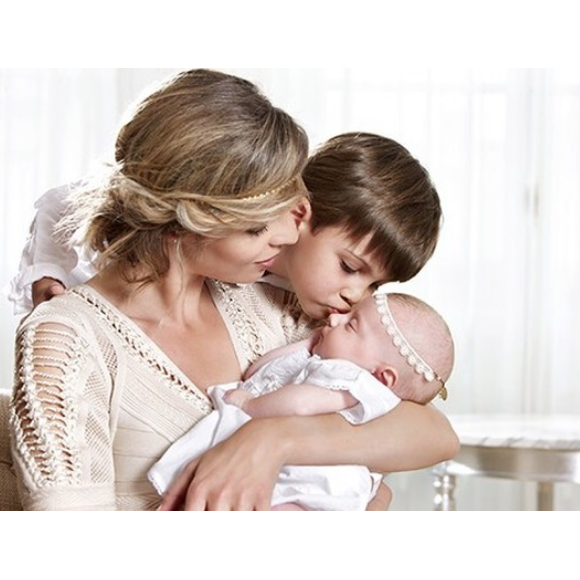 Sylvie Tellier avec sa fille Margaux et son fils Oscar. Cliché qui date d'il y a plusieurs années et posté sur son compte Instagram en mars 2018.