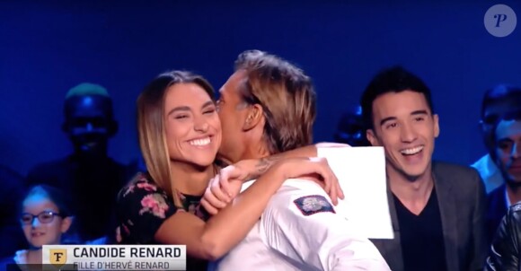 Candide Renard et son père Hervé Renard sur le plateau de l'émission Télé Foot sur TF1 à Paris le 19 novembre 2017 © TF1 / Bestimage